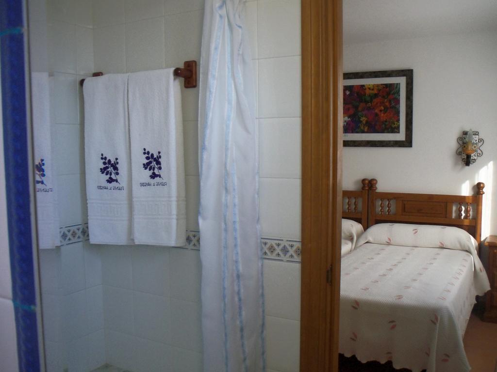 Fuente El Hayedo Hotel San Vicente De La Barquera Room photo